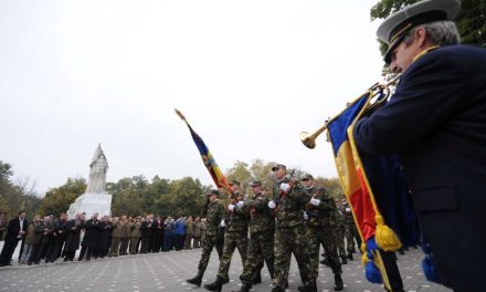 Romániában szórólapokon kell majd osztogatniuk a nemzeti ünnepségek szervezőinek a himnusz kinyomtatott szövegét