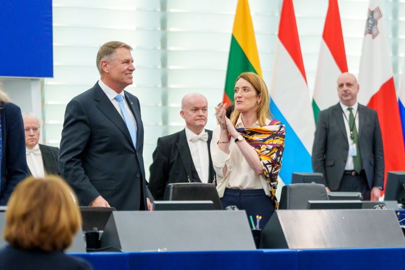 A magyarellenes Iohannis szerint az EU-nak továbbra is ki kell állnia Ukrajna mellett