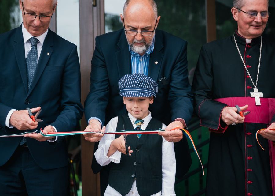 Soltész Miklós: a határon túli magyarok támogatása a magyar megmaradást szolgálja