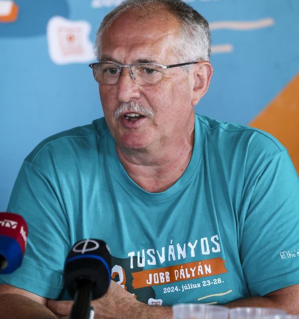 Toró szerint a magyar kormány képviselőinek és a nyílt, érdemi vitának egyaránt helye van Tusványoson