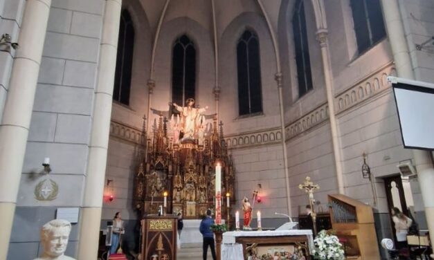 Keresztúti ájtatosság a temesvár-erzsébetvárosi templomban