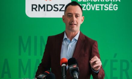 Csoma Botond élesen bírálja Nicusor Dan román államfőt: „Óriásit tévedett”