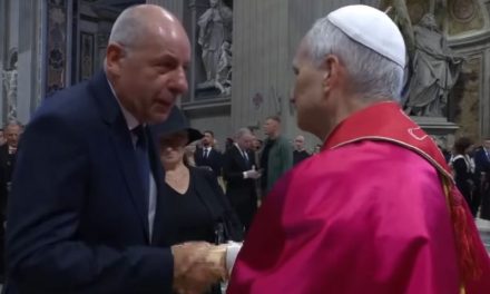 Sulyok Tamás meghívta Magyarországra XIV. Leó pápát