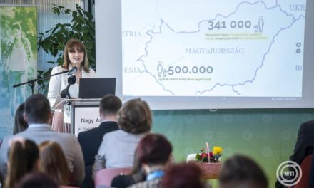 A határon túli magyar közösségekben az anyaországinál magasabb az egyszülős családok aránya