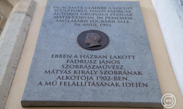 Emléktáblát avattak Fadrusz János szobrászművész tiszteletére