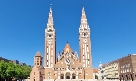 Újra megrendezik a szegedi papucs napját