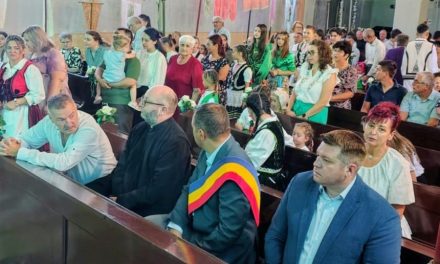 Négy év szünet után éledt újjá a hagyomány: Színpompás templombúcsút ünnepeltek Csenén