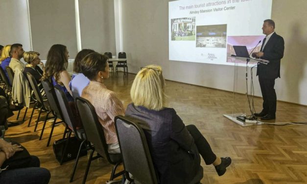 Nemzetközi konferencián a gyulai Almásy-kastély