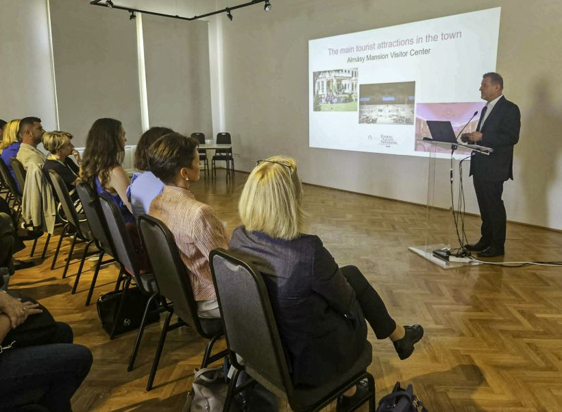 Nemzetközi konferencián a gyulai Almásy-kastély