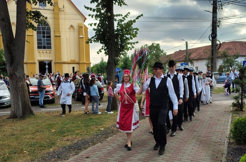 Templombúcsú Temesságon: Az esemény sikerét a hagyomány, hit, közösség összefonódása hozta meg
